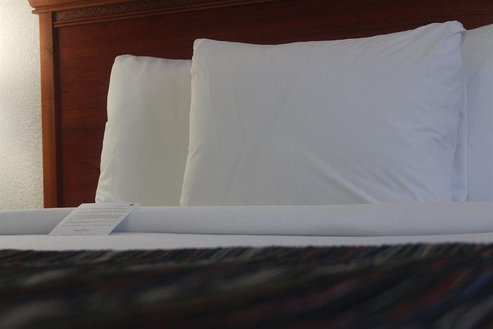 Country Inn & Suites By Radisson, Lackland Afb San Antonio , Tx Екстериор снимка
